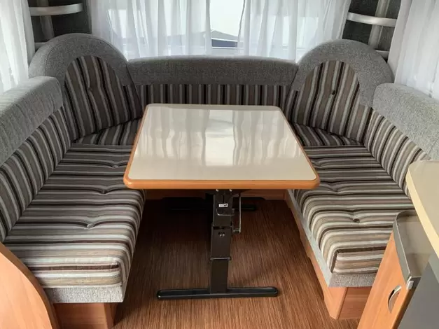 Hobby De Luxe 540 UL