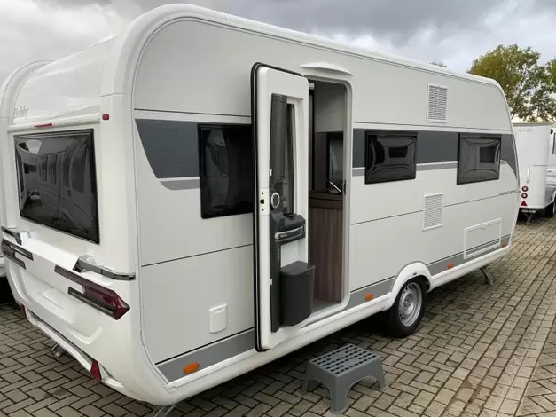 Hobby Excellent Edition 495 UL Zondag 8 februari open (976313)