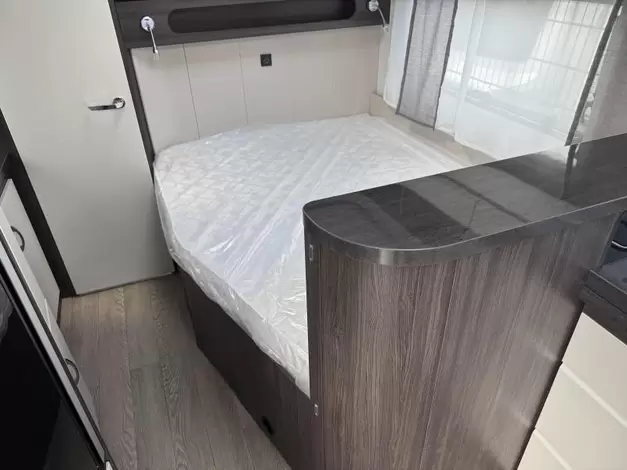 Hobby Prestige 720 KWFU Zondag 8 februari open (1025707)