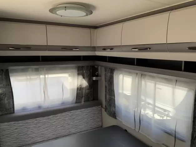 Hobby On Tour 390 SF