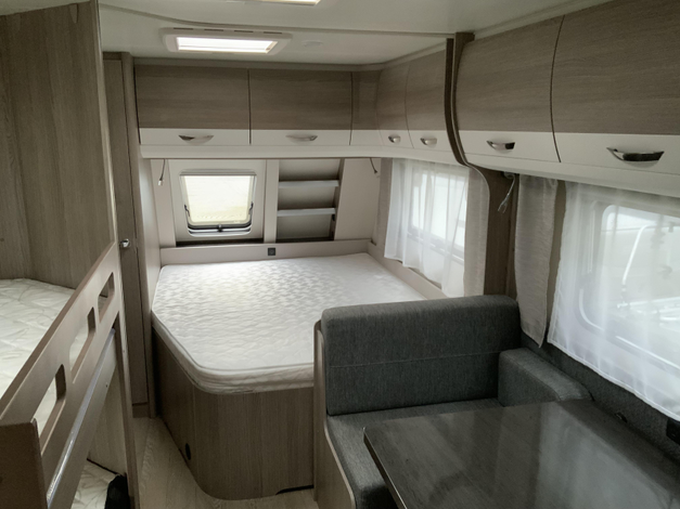 Hobby Prestige 720 UKFE Zondag 8 februari open (1029888)