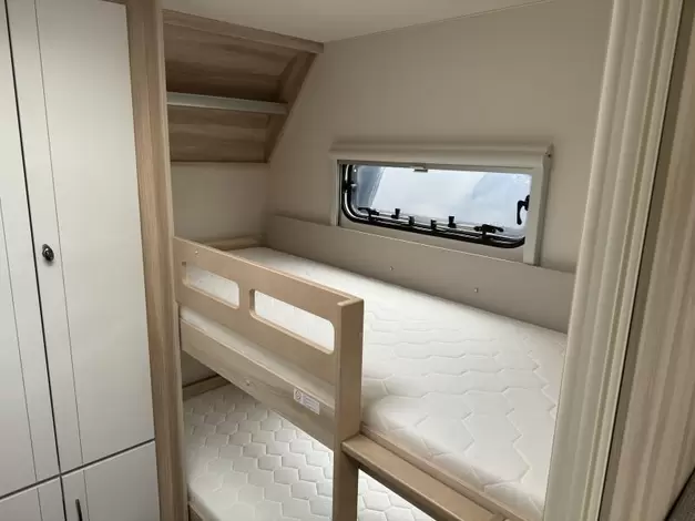 Hobby De Luxe 545 KMF Zondag 8 februari open (977480)