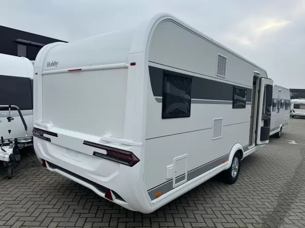 Hobby De Luxe 545 KMF Zondag 8 februari open (977480)