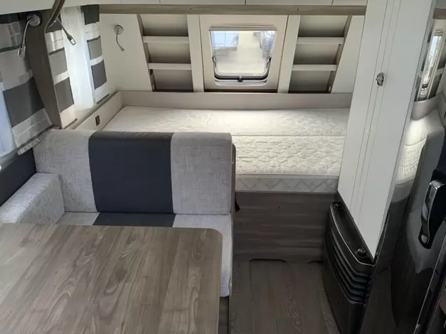 Hobby Excellent Edition 490 KMF