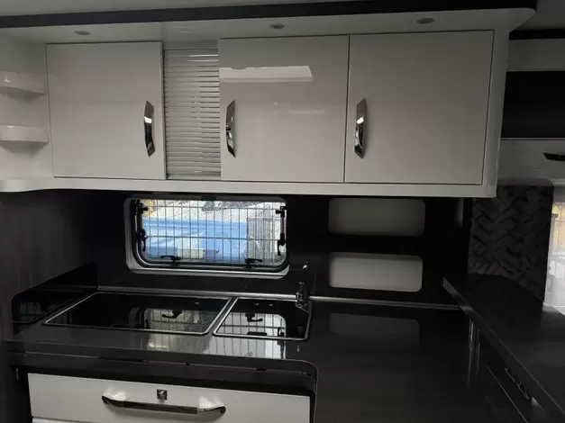 Hobby Prestige 660 WFC 9 Zondag 8 februari open (1025711)