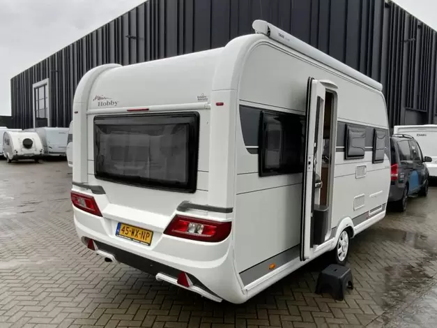 Hobby De Luxe 455 UF