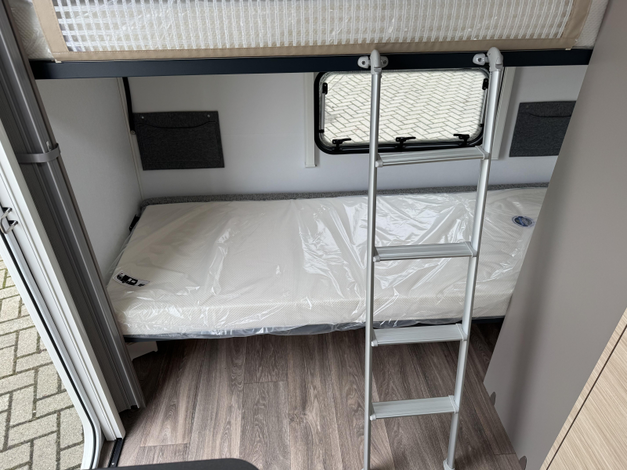 NEXT 381  Fendt Zondag 22maart open (1035600)