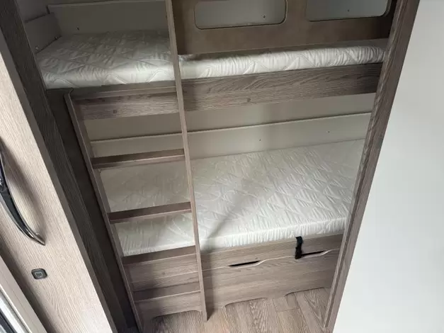 Hobby Ontour 470 KMF Zondag 8 februari open (979843)