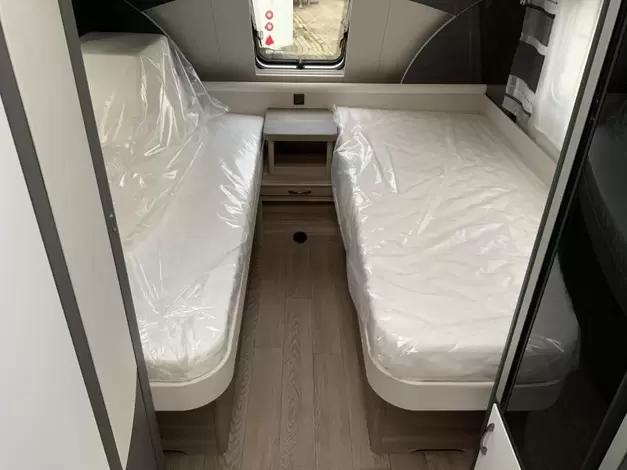 Hobby Excellent Edition 495 UL Zondag 8 februari open (976313)