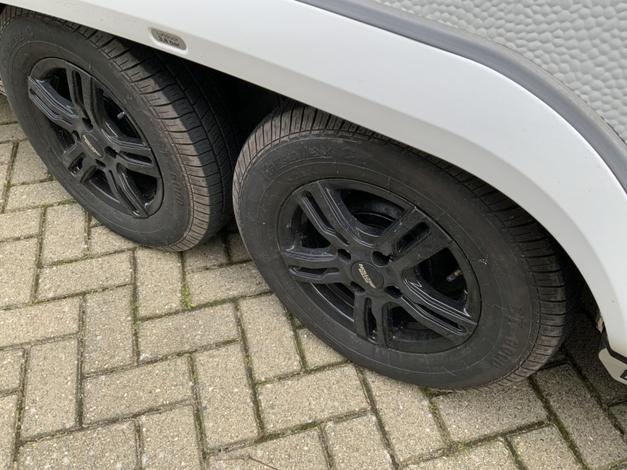 Hobby Prestige 720 UKFE Zondag 8 februari open (1029888)