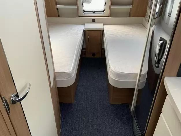 Hobby De Luxe 495 UL