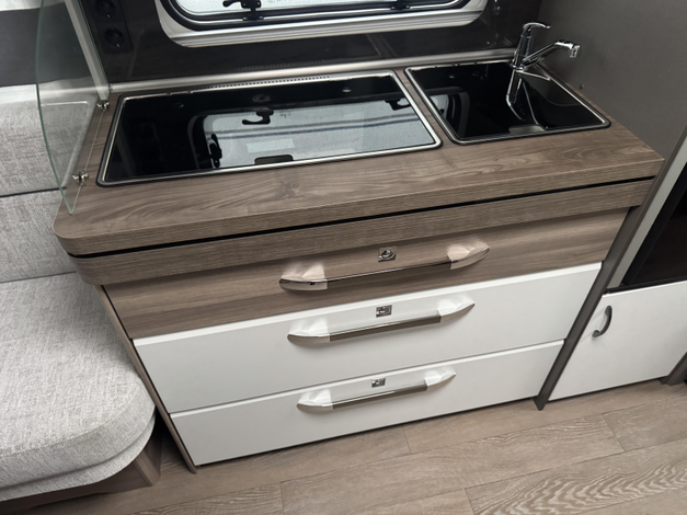 Hobby Excellent Edition 540 UFF Zondag 8 februari open (1026531)