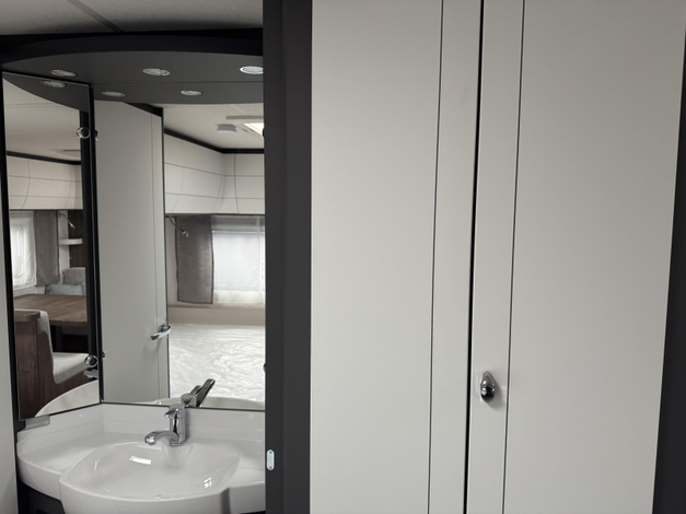 Hobby Excellent Edition 650 KMFE Zondag 8 februari open (1029025)