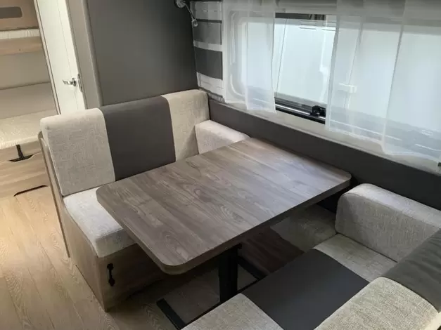 Hobby Excellent Edition 490 KMF