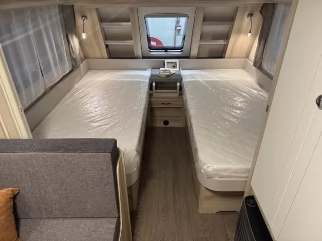 Hobby De Luxe 460 SL Zondag 8 februari open (1019589)