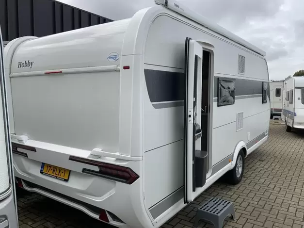 Hobby De Luxe 560 KMFE