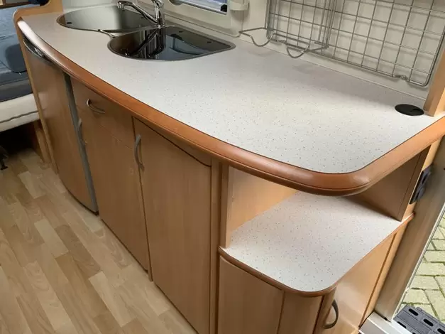 Hobby De Luxe 440 SB