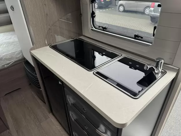 Hobby Ontour 470 KMF Zondag 8 februari open (979843)