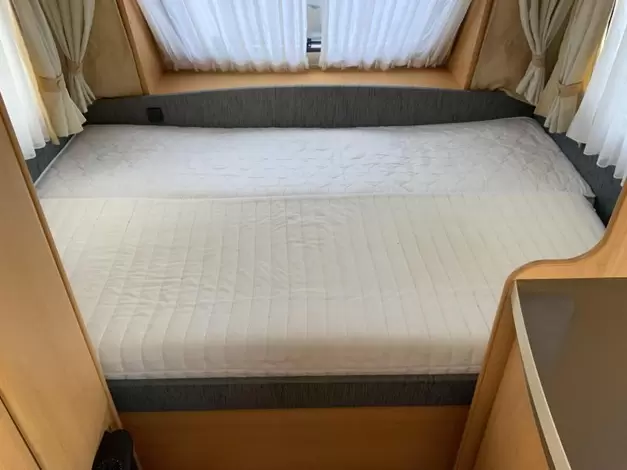 Hobby De Luxe 400 SF