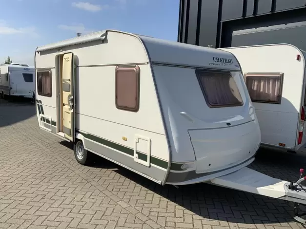 Chateau Calista 450 UHF 9