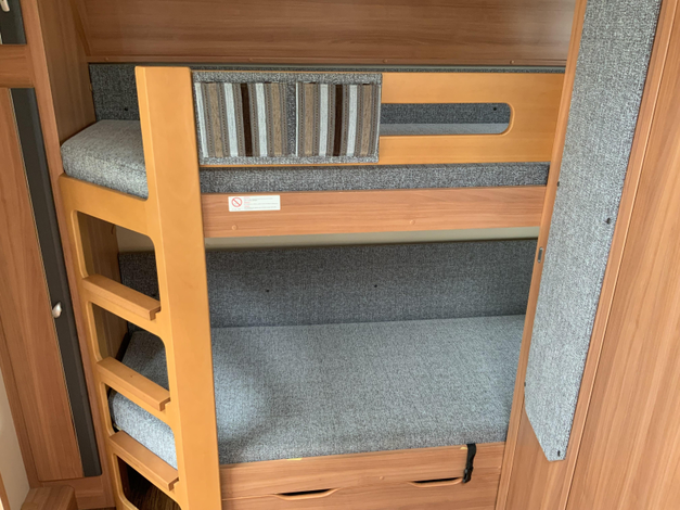 Hobby De Luxe 490 KMF 9 Hemelvaartsdag open (1043251)
