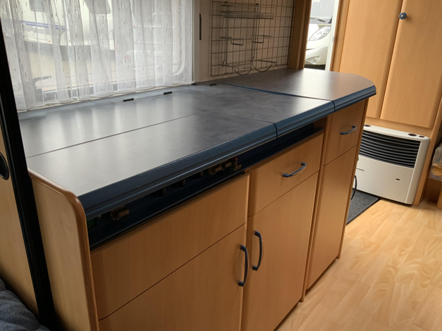 Hobby De Luxe 440 SF Hemelvaartsdag open (1040170)