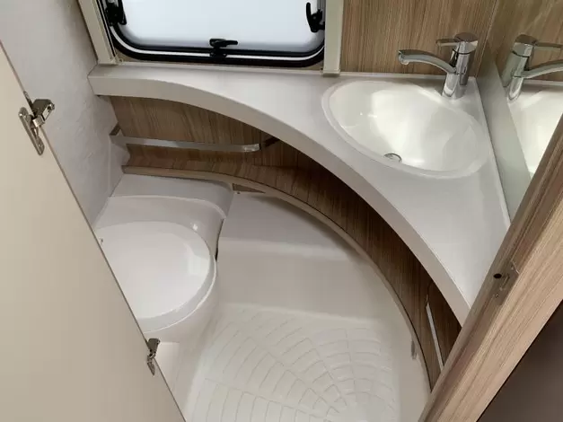 Fendt Bianco Activ 515 SGE