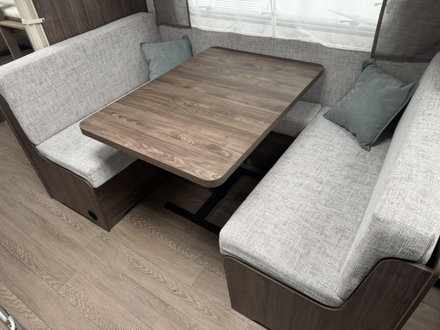 Hobby Excellent Edition 545 KMF Zondag 8 februari open (1026528)