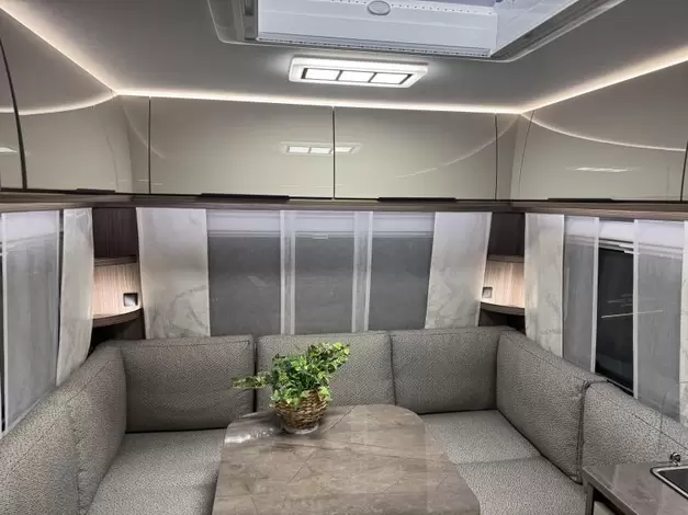 Fendt Tendenza 465 SFB Zondag 8 februari open (1017130)