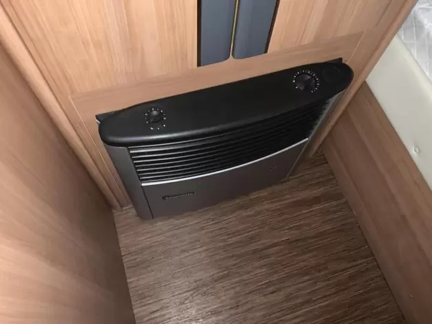 Hobby De Luxe 400 SF