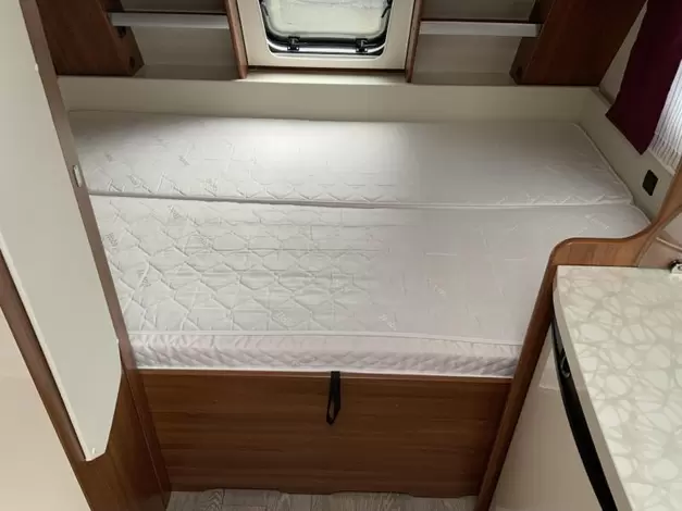 Hobby Excellent 455 UF