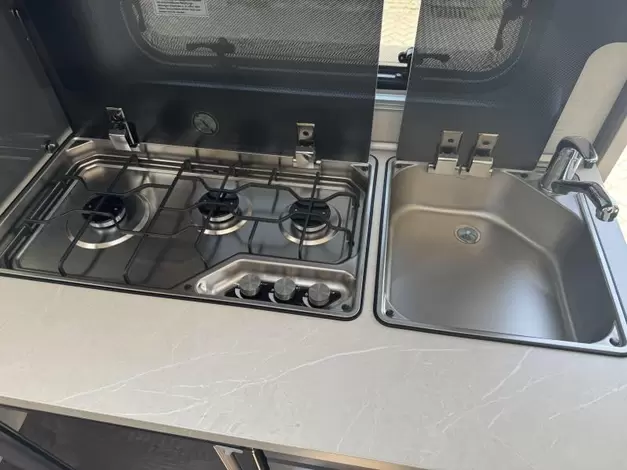 Hobby On Tour 460 DL Zondag 8 februari open (1006336)