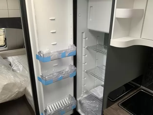 Hobby Excellent Edition 495 UL Zondag 8 februari open (976313)