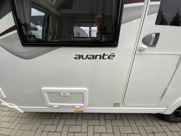 Elddis Avante 554