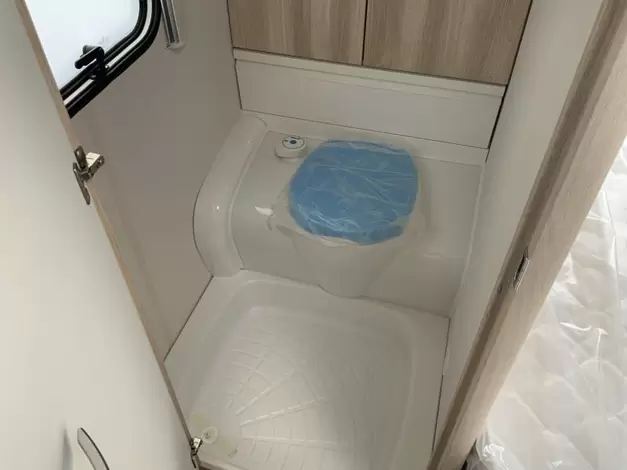 Hobby De Luxe 540 KMFE Zondag 8 februari open (1008078)