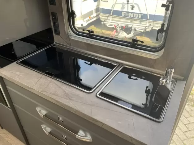 Hobby De Luxe 495 UL Zondag 8 februari open (1008079)