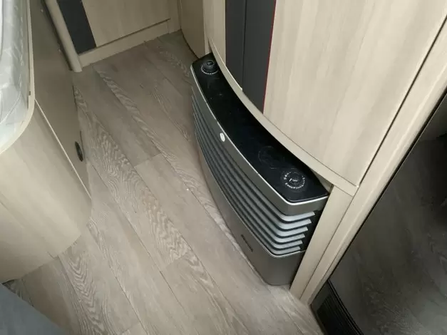 Hobby De Luxe Edition 560 KMFE