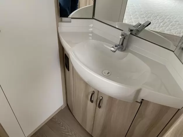 Hobby De Luxe 560 KMFE