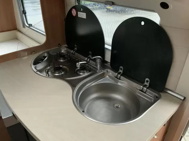 Hobby De Luxe 400 SF